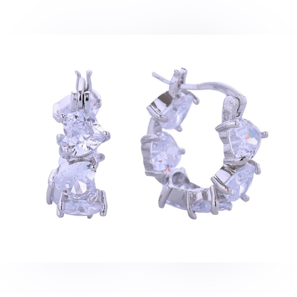 14K White Gold Dipped Mingle Heart Pave CZ Post Earrings